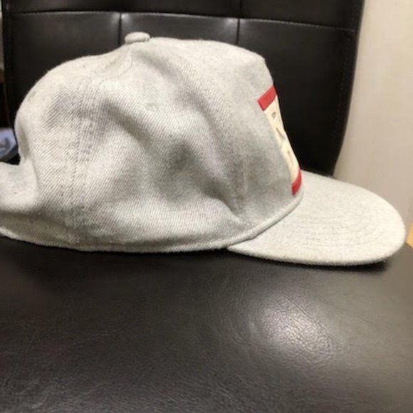 RARE 2016 RUN DMC H&M Gray Hip-Hop Snapback Baseball Cap Hat - Picture 3 of 5